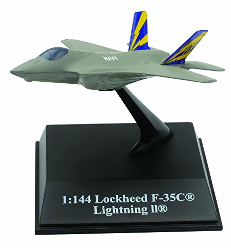F-35J Lightning II & R.A.F TSR 1/144セット New Ray F-35 Lightning Ii Fighter Jet with Plastic Stand (Grey